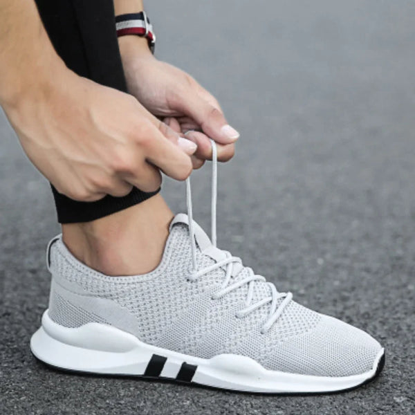 Nouveaux hommes chaussures décontractées en plein air respirant marche chaussures de sport mâle anti-dérapant chaussures de course polyvalent à la mode hommes Sneaker Homme