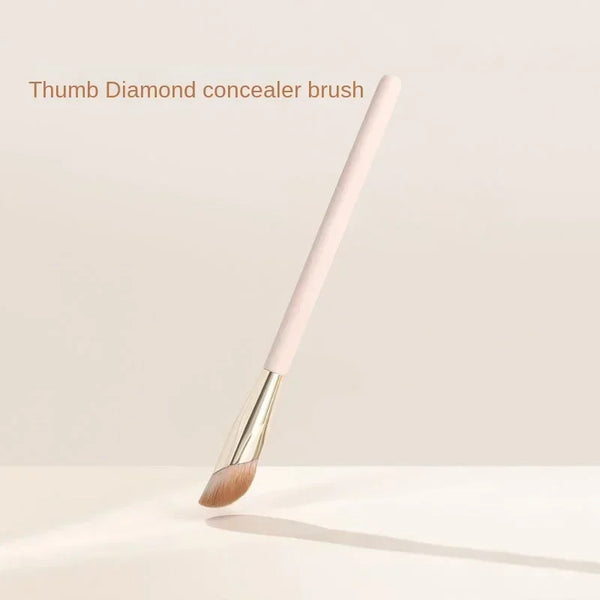 Brosse à fond de teint, tête Oblique, correcteur, crème liquide pour le visage, poudre, pinceaux de maquillage, outil de beauté pour Contour du visage, 1/2 pièces