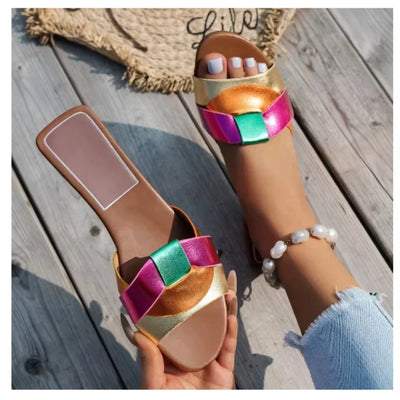 2025 nouvelles sandales de créateur de luxe femme pantoufles plates sandales pantoufles inférieures décontractées été femmes sandales nouvelles chaussures pour femmes