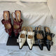 Nouvelles sandales plates pour femmes, chaussures à boucle métallique tendance, chaussures à bout pointu, chaussures peu profondes, sandales slingbacks pour femmes