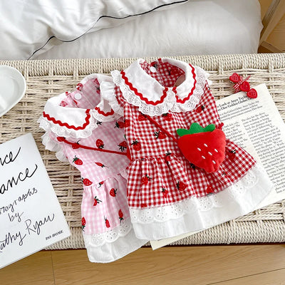 Robe de printemps, sac à dos à fraises, dessin animé mignon, chien de petite et moyenne taille, vêtements pour animaux de compagnie, vêtements pour chiots