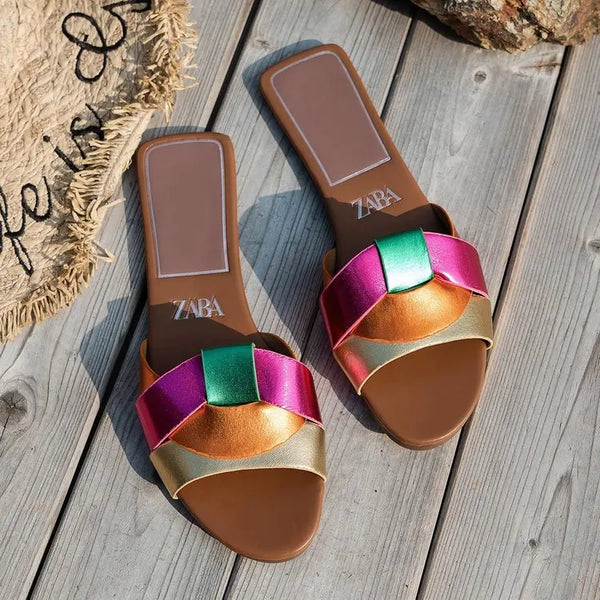 2025 nouvelles sandales de créateur de luxe femme pantoufles plates sandales pantoufles inférieures décontractées été femmes sandales nouvelles chaussures pour femmes